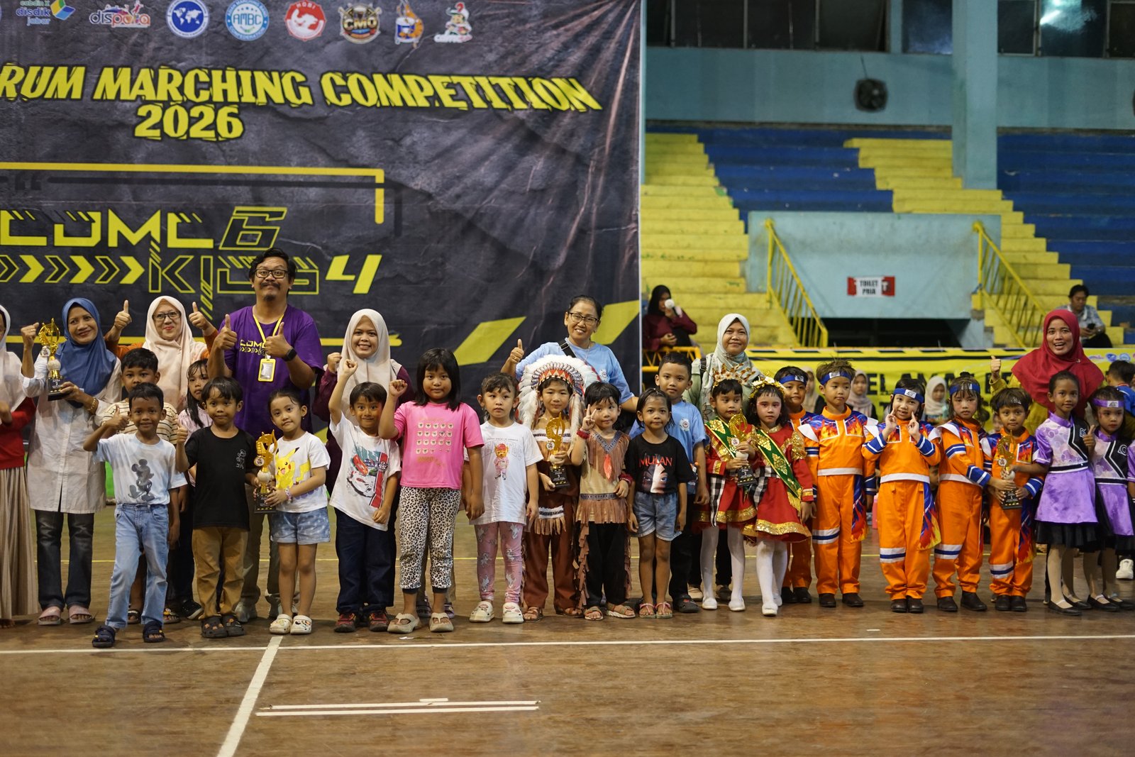 Gempita Veritas Kids TK Santa Maria Raih Peringkat 4 di Lomba Marching Band